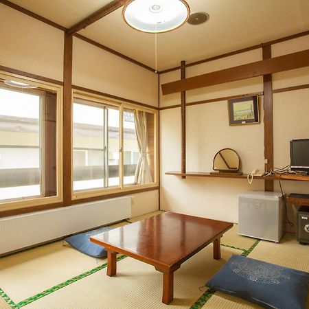 Hotel Mutsumi Шига Коген Екстериор снимка